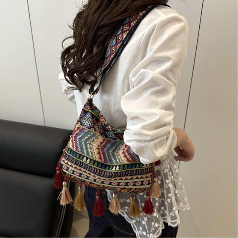 ボヘミアンエスニック柄タッセル付きクロスボディバッグ（女性用 - Ethnic Boho Fashion のレビューと価格