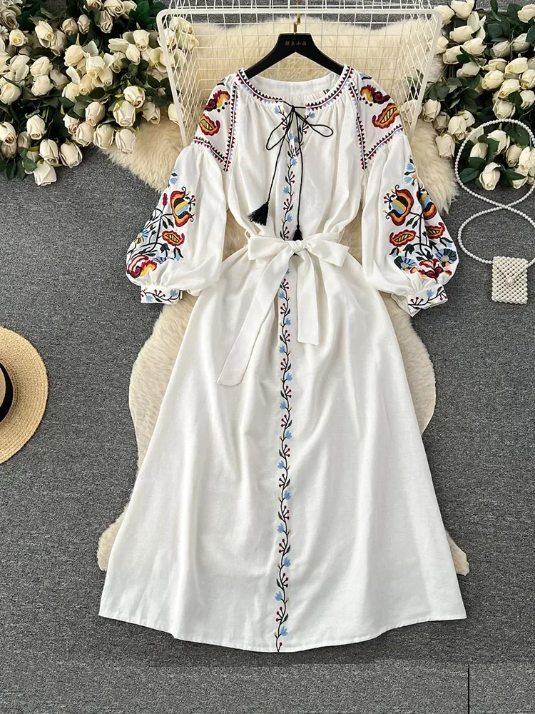 女性春秋ドレスヴィンテージエスニックスタイルランタン長袖刺繍 - Ethnic Boho Fashion のレビューと価格
