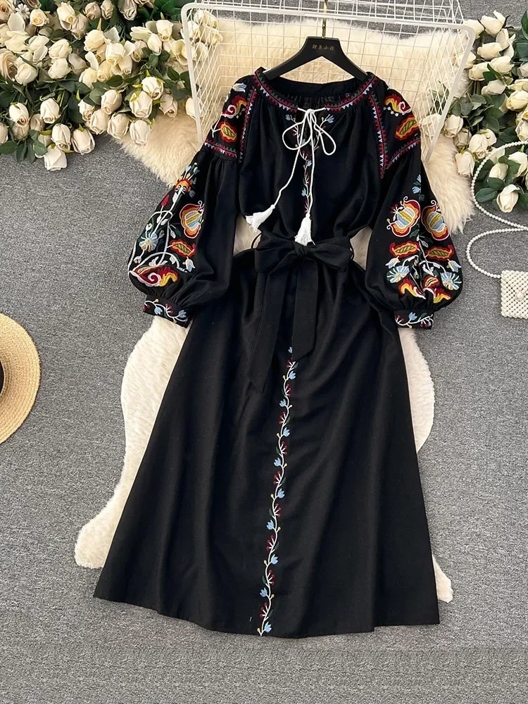 女性春秋ドレスヴィンテージエスニックスタイルランタン長袖刺繍 - Ethnic Boho Fashion のレビューと価格